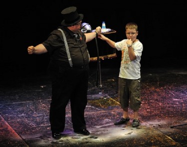 Éxito del Festival de Magia Solidaria GRANDES ILUSIONES en Murcia