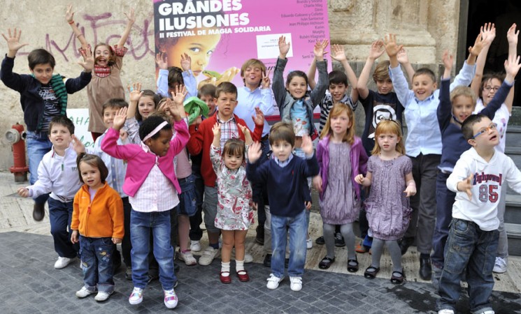 GRANDES ILUSIONES se consolida como Festival de Magia Solidaria en Murcia