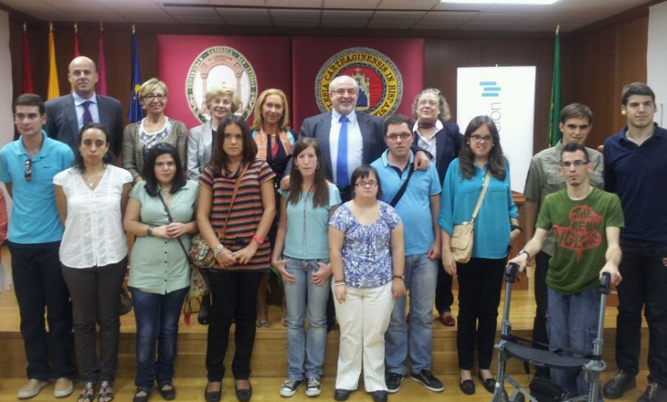 Una docena de jóvenes con discapacidad intelectual inicia sus estudios universitarios en la UCAM con el apoyo de la Fundación Gmp