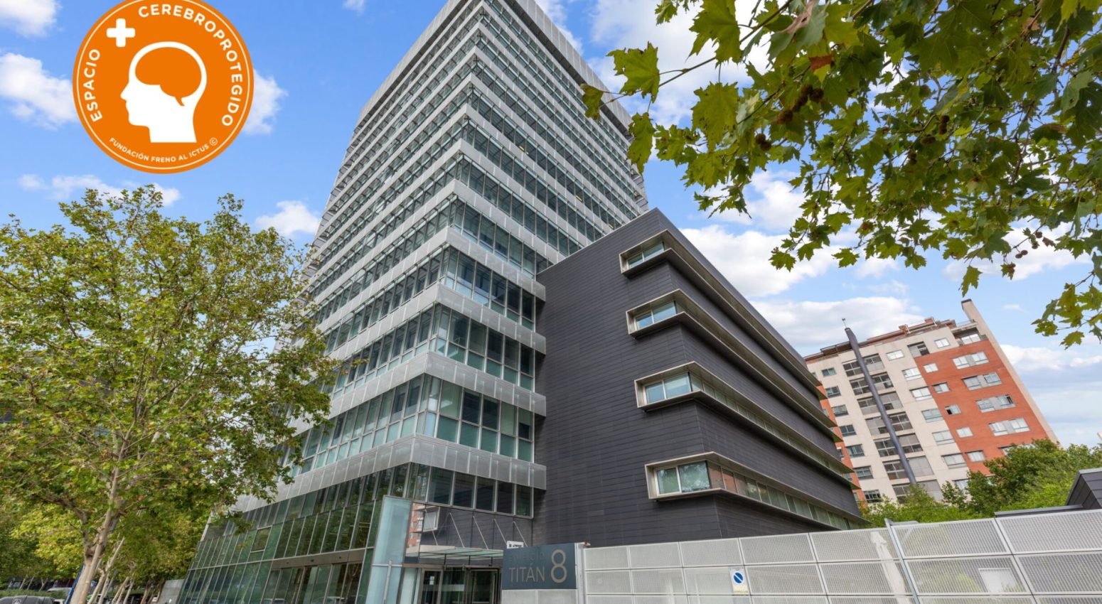 Titán 8, edificio de Grupo Gmp, recibe la certificación ¨Espacio Cerebroprotegido¨