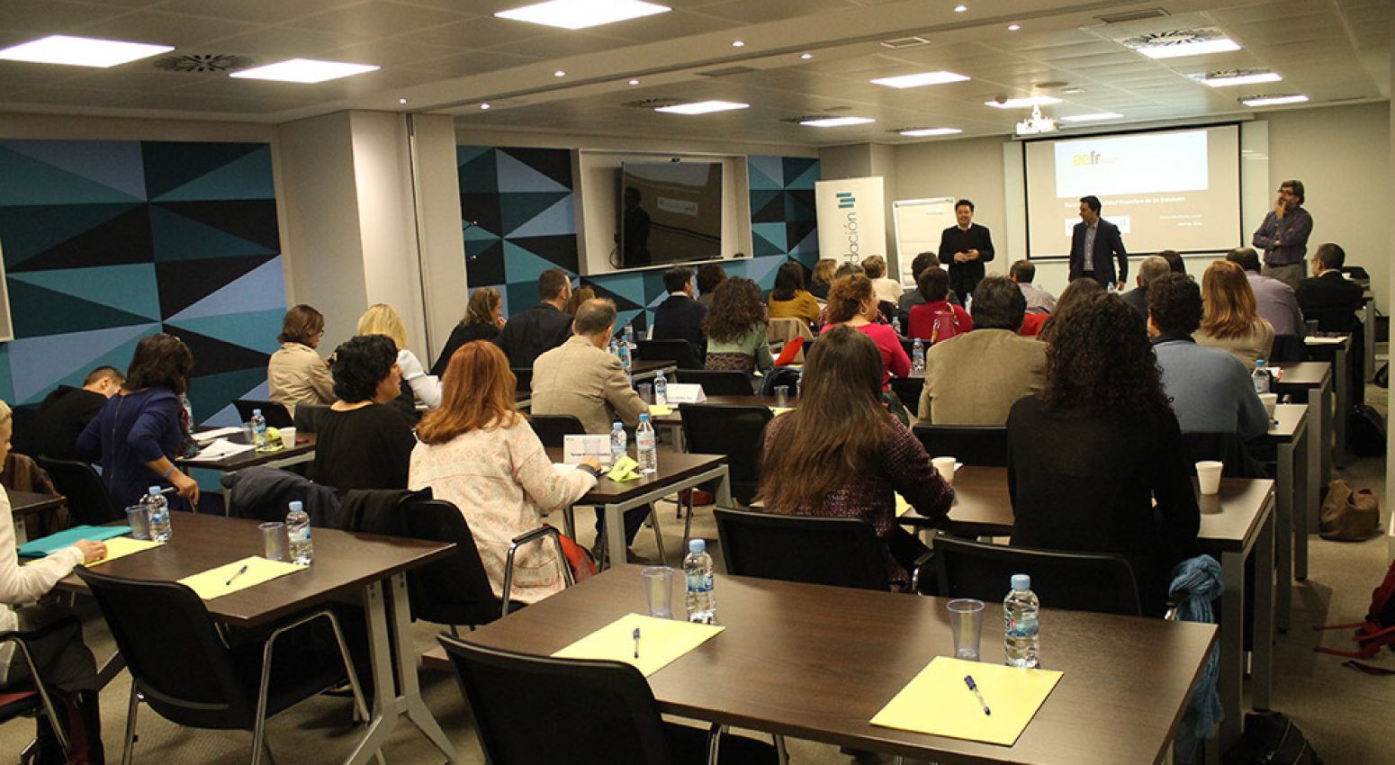 ¿Te imaginas poder recibir la formación que deseas para mejorar el trabajo de tu entidad?