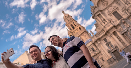 Presentación en Murcia del Calendario Solidario Assido 2019